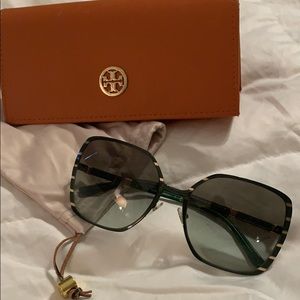 Tory Burch Sunglasses with Case